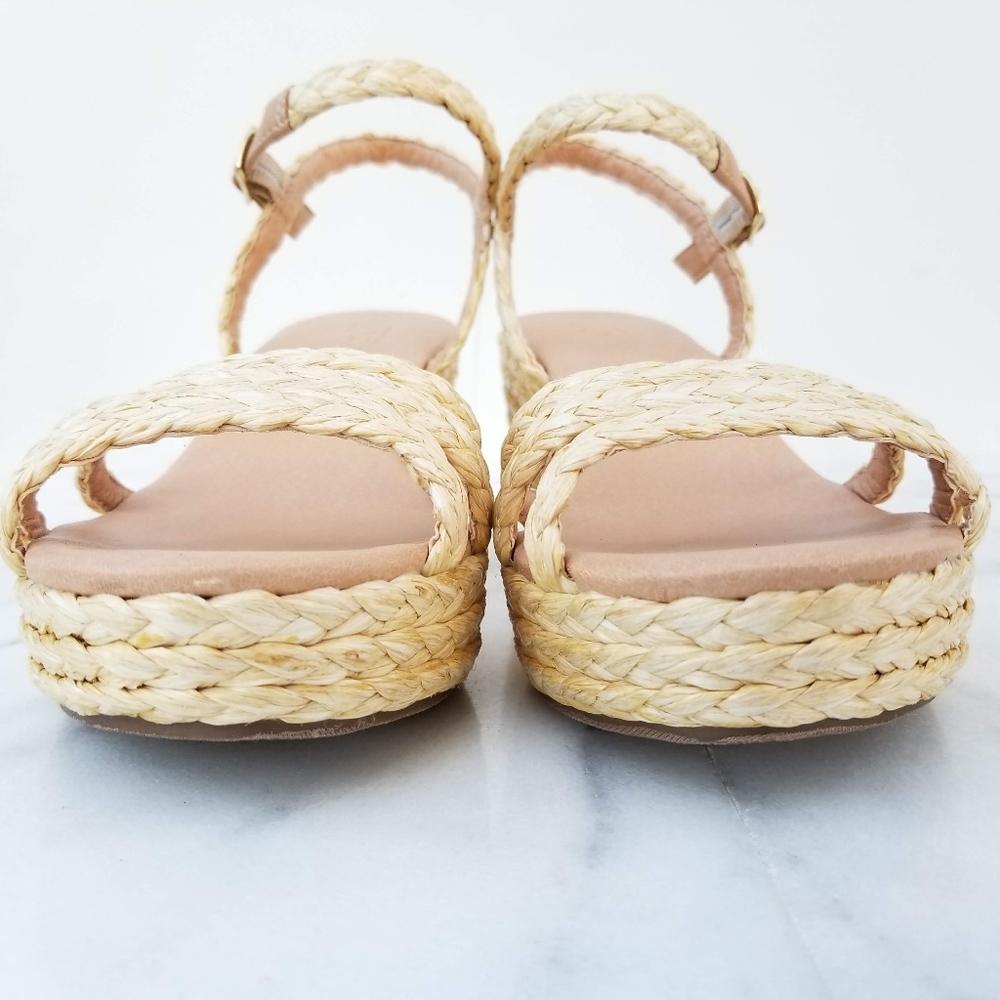 SOLD!! SOLD!! Sandal Straw Braid Jute Wedge Heel - Picture 5 of 8
